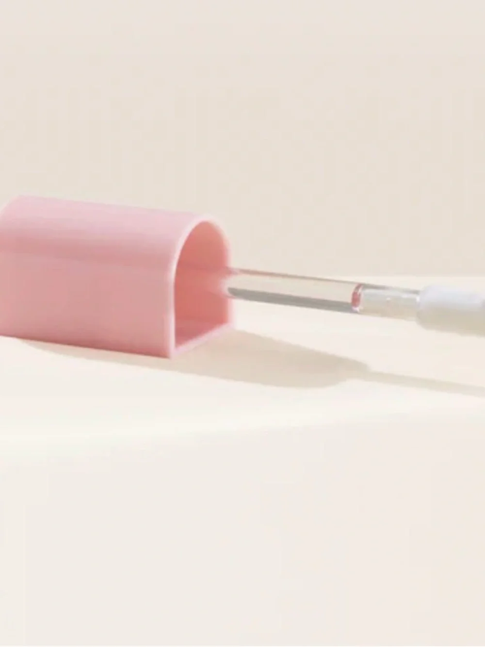 Rare Beauty NEARLY APRICOT Stay Vilnerable Liquid Eyeshadow